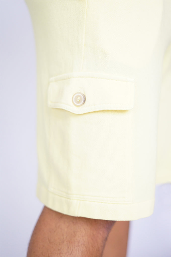 ADRIANO BULGHERONI - SHORT ALGODON CARGO AMARILLO