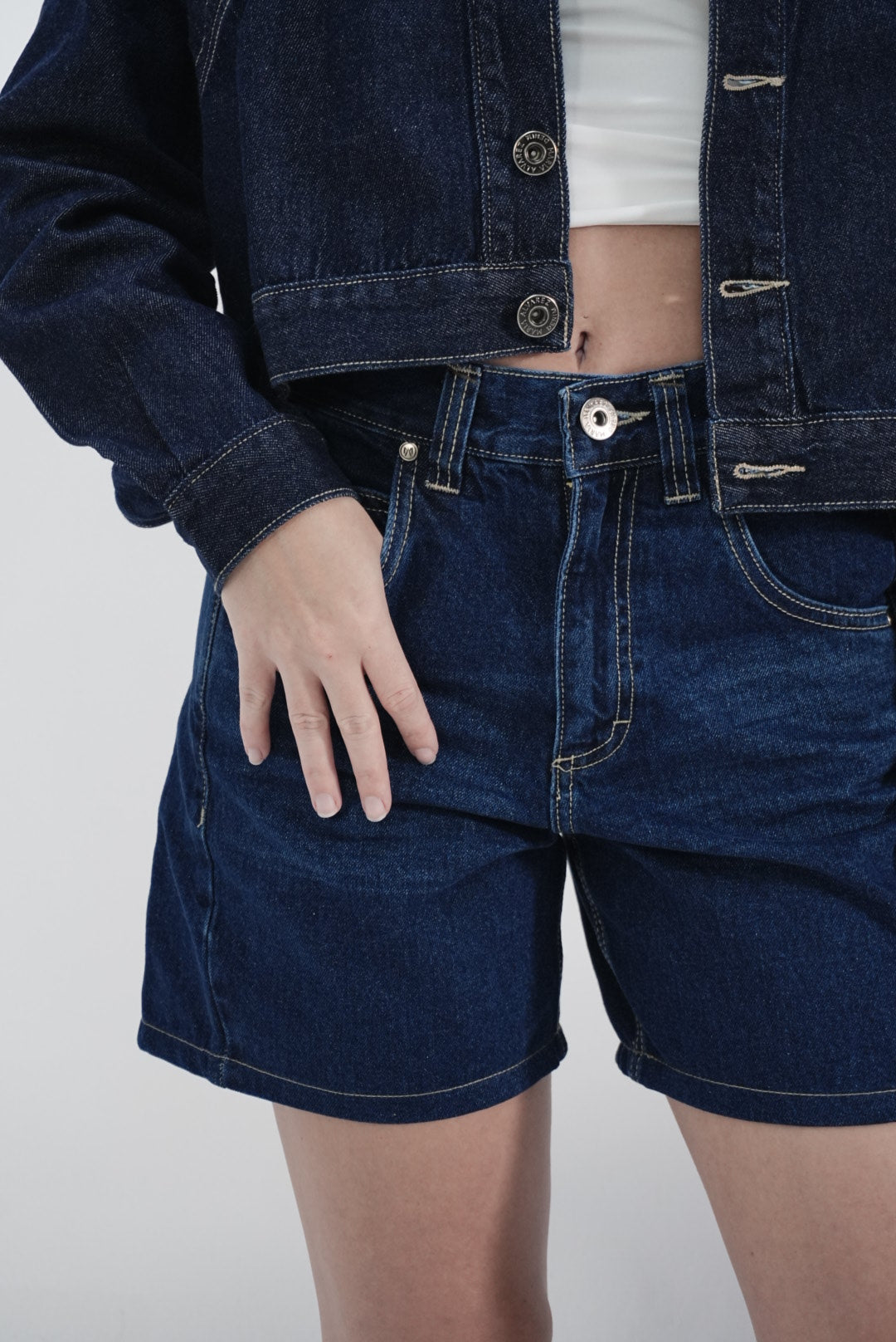 MARIA ÁLVAREZ - CLASSIC SHORT