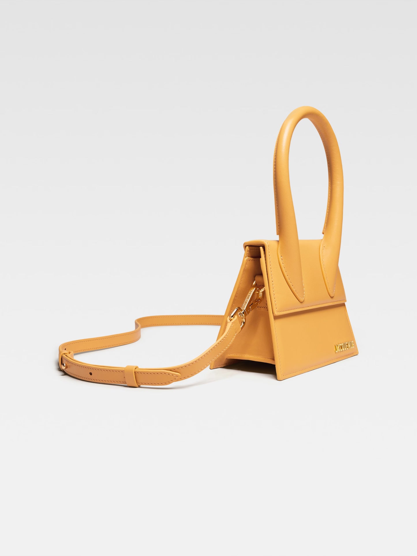 JACQUEMUS - LE CHIQUITO MOYEN DARK YELLOW