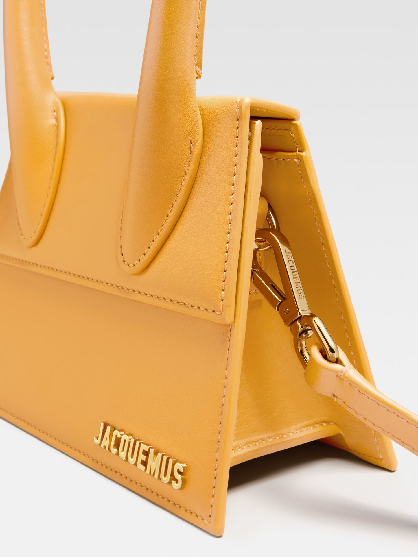 JACQUEMUS - LE CHIQUITO MOYEN DARK YELLOW