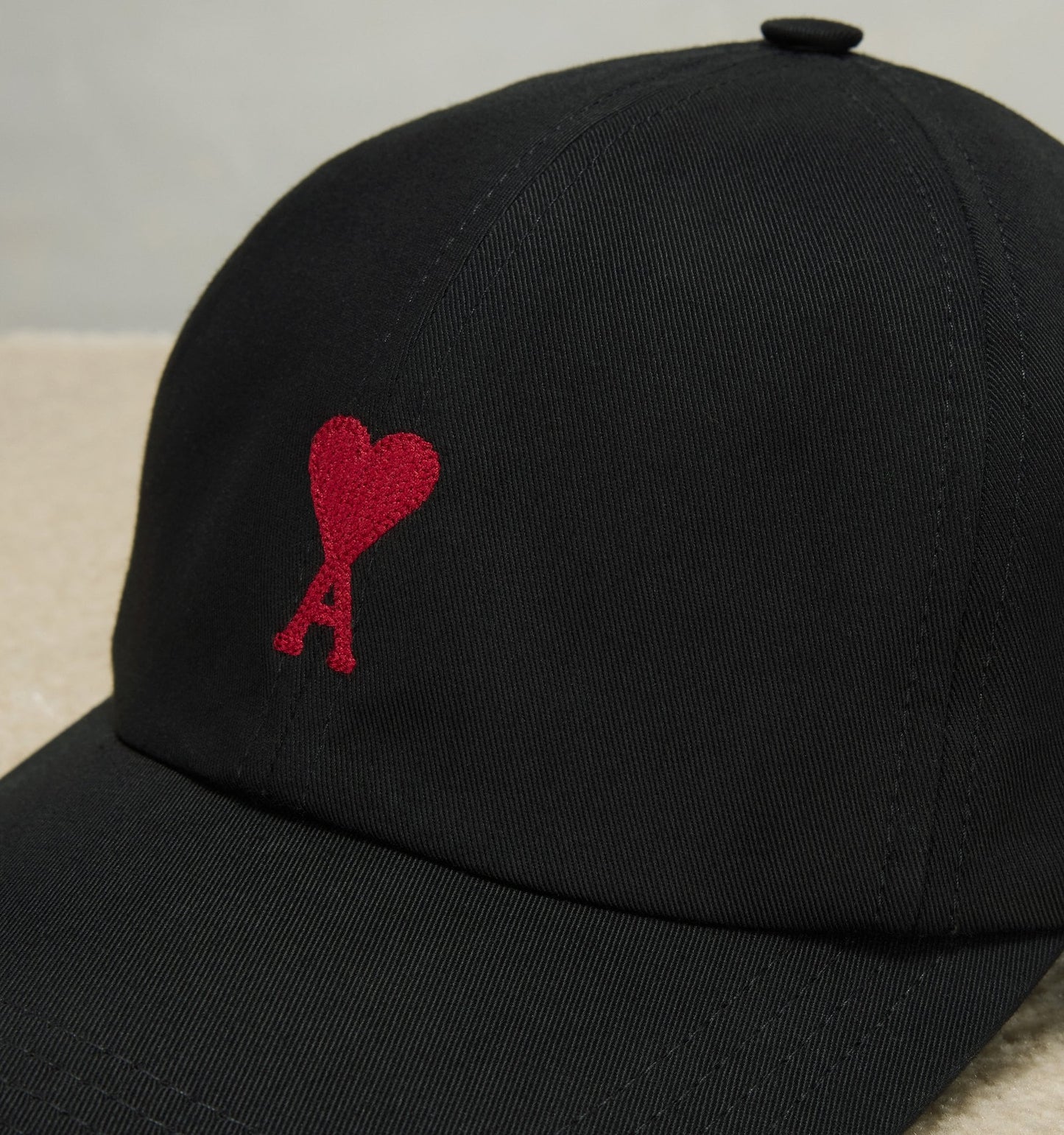 AMI PARIS - RED ADC EMBROIDERY CAP